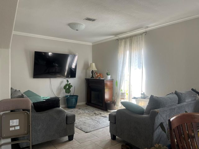 1755 Alta Vista Street, Houston, TX 77023