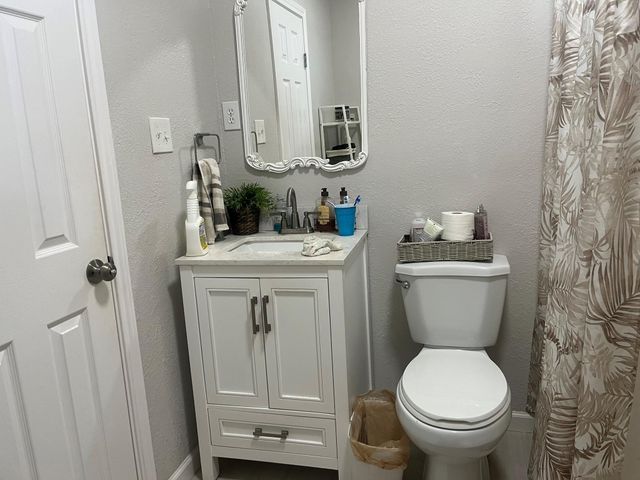 1755 Alta Vista Street, Houston, TX 77023