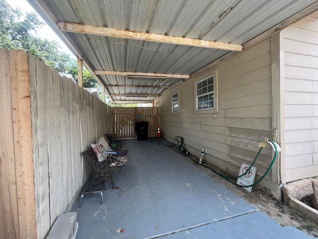 1755 Alta Vista Street, Houston, TX 77023