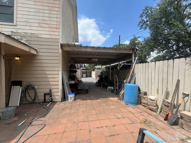 1755 Alta Vista Street, Houston, TX 77023