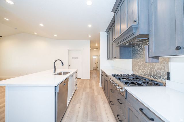 4126 W PIONEER RD, Plain City, UT 84404