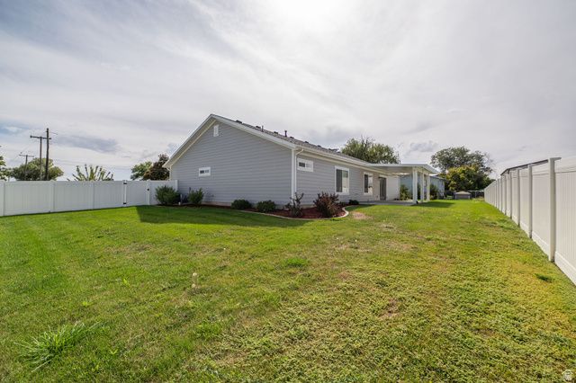 4126 W PIONEER RD, Plain City, UT 84404