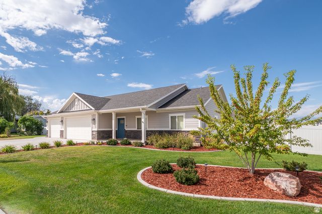 4126 W PIONEER RD, Plain City, UT 84404