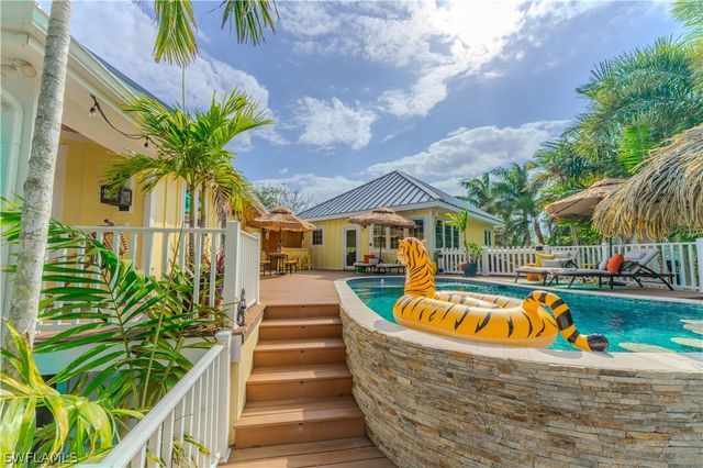 7146 Congdon RD, Fort Myers, FL 33908