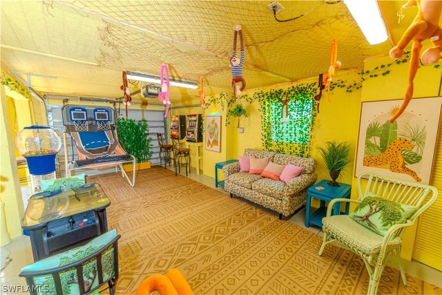 7146 Congdon RD, Fort Myers, FL 33908