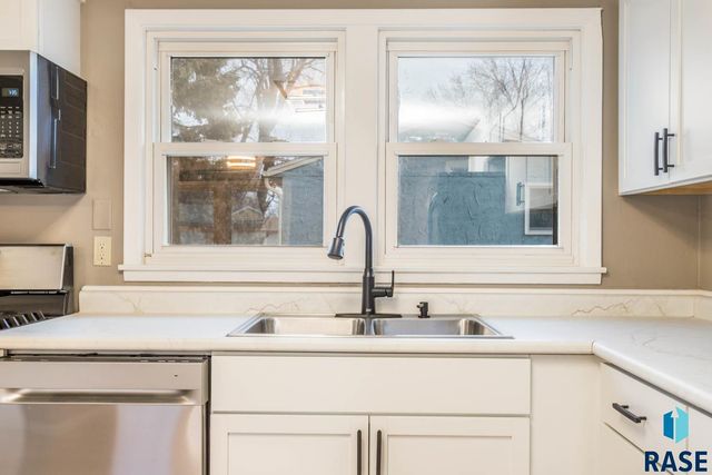 800 N Garfield Ave Avenue, Sioux Falls, SD 57104