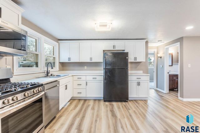 800 N Garfield Ave Avenue, Sioux Falls, SD 57104