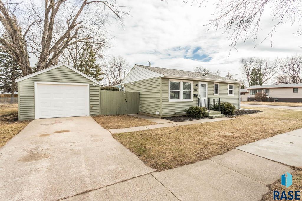 800 N Garfield Ave Avenue, Sioux Falls, SD 57104