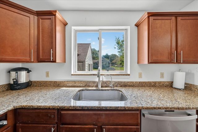 14000 Wales Street, Oak Park, MI 48237