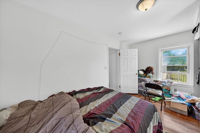 14000 Wales Street, Oak Park, MI 48237