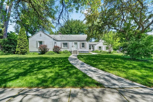 14000 Wales Street, Oak Park, MI 48237