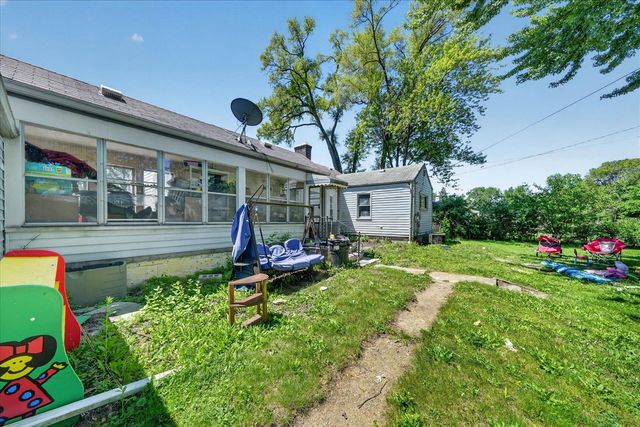 14000 Wales Street, Oak Park, MI 48237