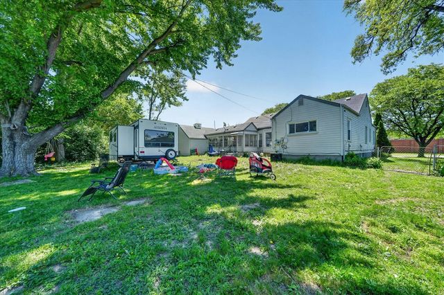 14000 Wales Street, Oak Park, MI 48237