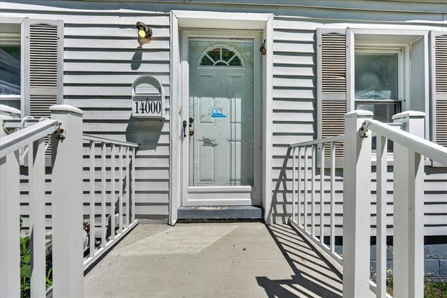 14000 Wales Street, Oak Park, MI 48237