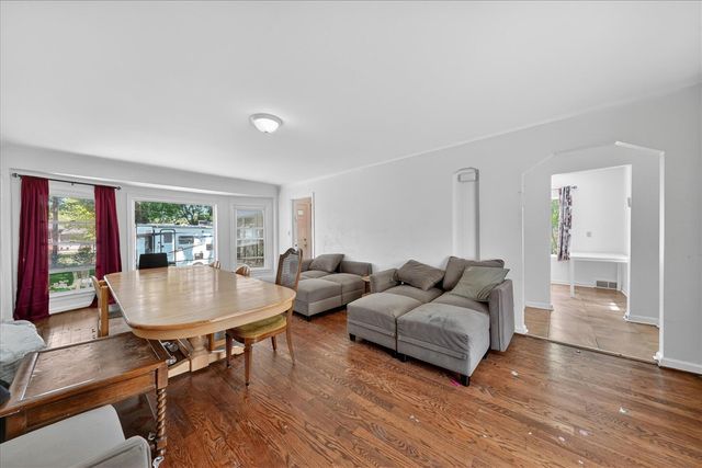 14000 Wales Street, Oak Park, MI 48237