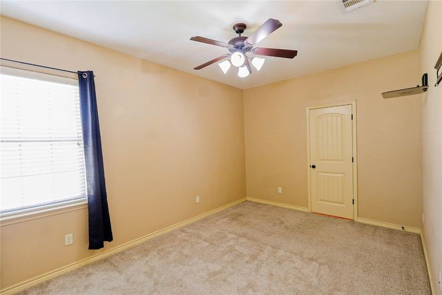 500 Deacon Drive W, College Station, TX 77845
