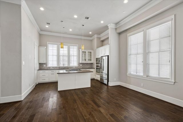 238 E 28th Street, Houston, TX 77008