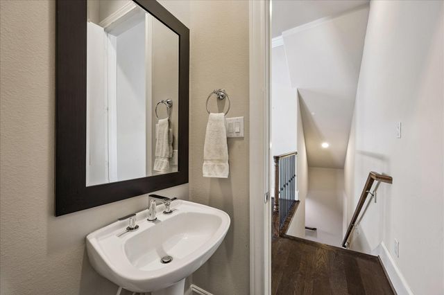 238 E 28th Street, Houston, TX 77008