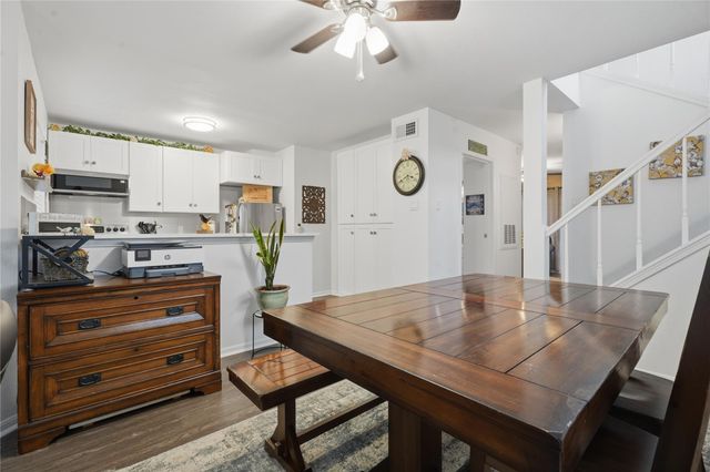 18617 Egret Bay Boulevard 1101, Houston, TX 77058