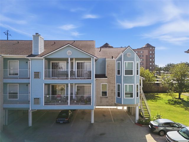 18617 Egret Bay Boulevard 1101, Houston, TX 77058