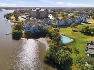 18617 Egret Bay Boulevard 1101, Houston, TX 77058