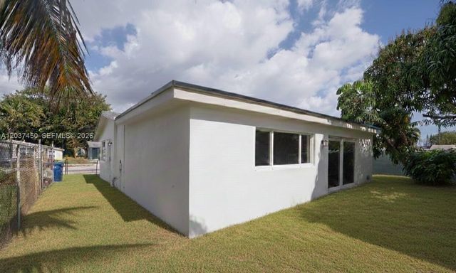 3460 NW 17th Street, Lauderhill, FL 33311