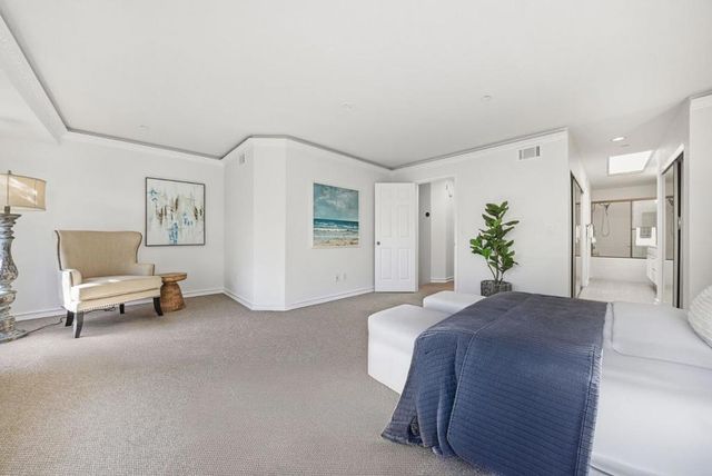 994 La Mesa Terrace F, Sunnyvale, CA 94086