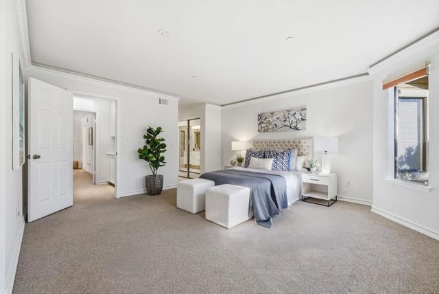 994 La Mesa Terrace F, Sunnyvale, CA 94086