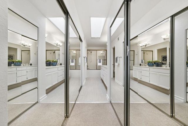 994 La Mesa Terrace F, Sunnyvale, CA 94086