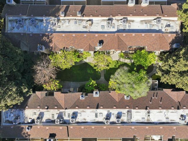 994 La Mesa Terrace F, Sunnyvale, CA 94086