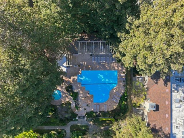 994 La Mesa Terrace F, Sunnyvale, CA 94086