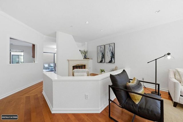 994 La Mesa Terrace F, Sunnyvale, CA 94086