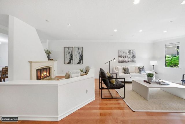 994 La Mesa Terrace F, Sunnyvale, CA 94086