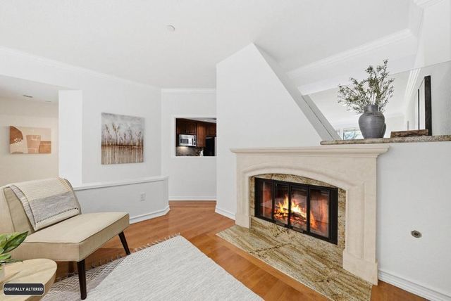 994 La Mesa Terrace F, Sunnyvale, CA 94086