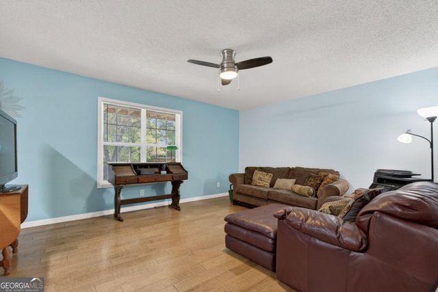 35 Meadowbridge Drive SW, Cartersville, GA 30120