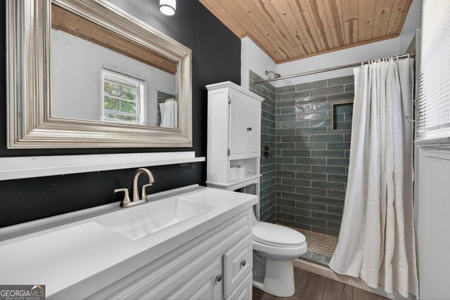 35 Meadowbridge Drive SW, Cartersville, GA 30120