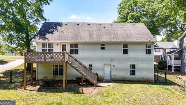 35 Meadowbridge Drive SW, Cartersville, GA 30120