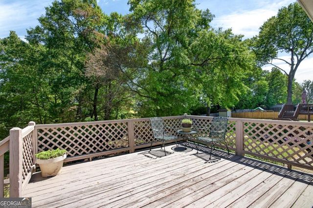 35 Meadowbridge Drive SW, Cartersville, GA 30120