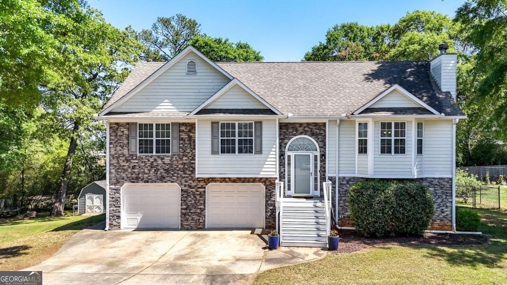 35 Meadowbridge Drive SW, Cartersville, GA 30120