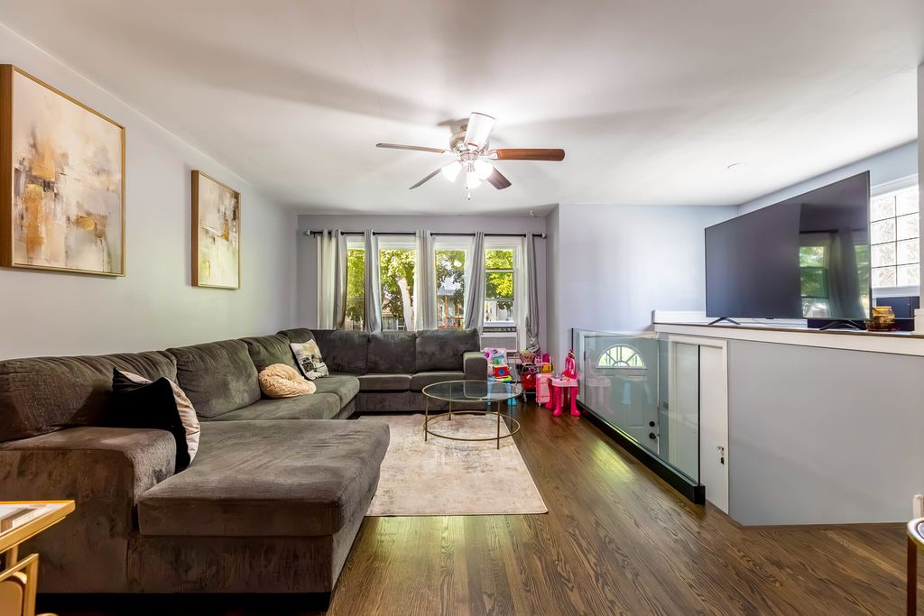 3715 S 52nd Court, Cicero, IL 60804 — photo 2