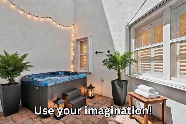 2424 SW Foxpoint Trail, Palm City, FL 34990