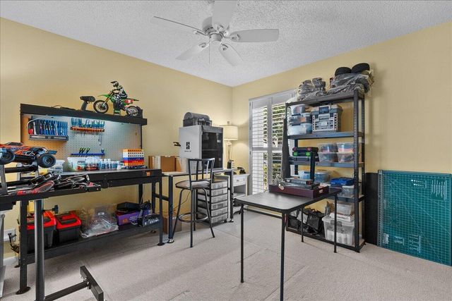 2424 SW Foxpoint Trail, Palm City, FL 34990