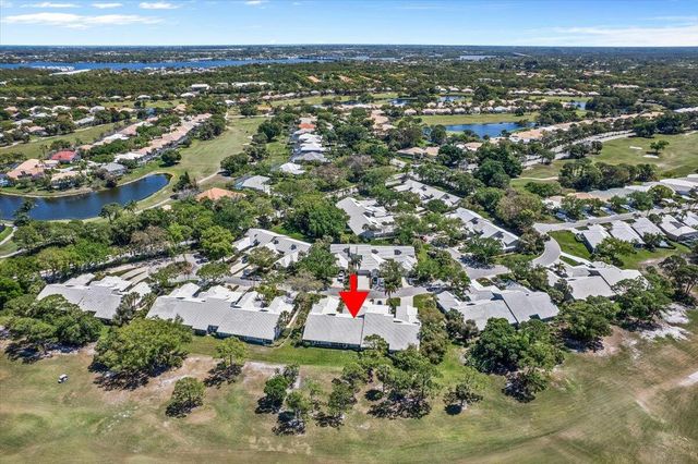 2424 SW Foxpoint Trail, Palm City, FL 34990