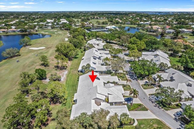2424 SW Foxpoint Trail, Palm City, FL 34990