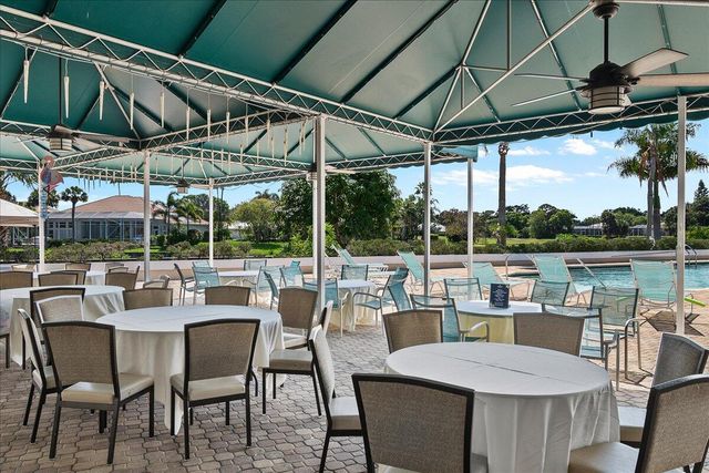 2424 SW Foxpoint Trail, Palm City, FL 34990