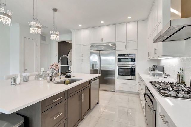 8080 Laurel Falls Drive, Boca Raton, FL 33496