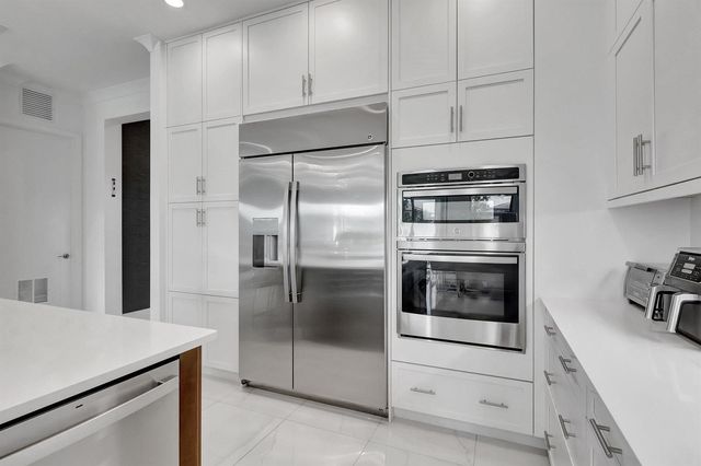 8080 Laurel Falls Drive, Boca Raton, FL 33496