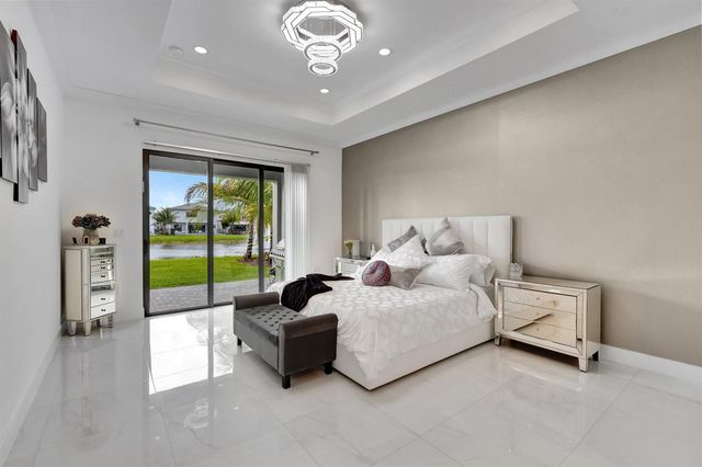 8080 Laurel Falls Drive, Boca Raton, FL 33496