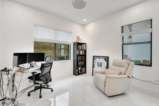 8080 Laurel Falls Drive, Boca Raton, FL 33496