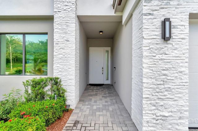 8080 Laurel Falls Drive, Boca Raton, FL 33496